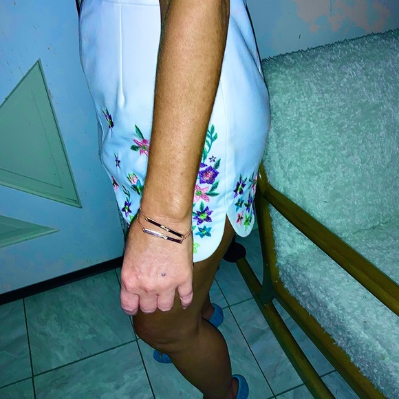 Anthropology Foxidox white floral romper - Picture 8 of 9